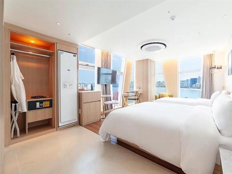 Ocean 2Heaven Hotel Пусан Екстериор снимка